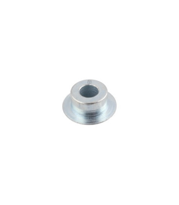 Bush for straw chopper flail blade